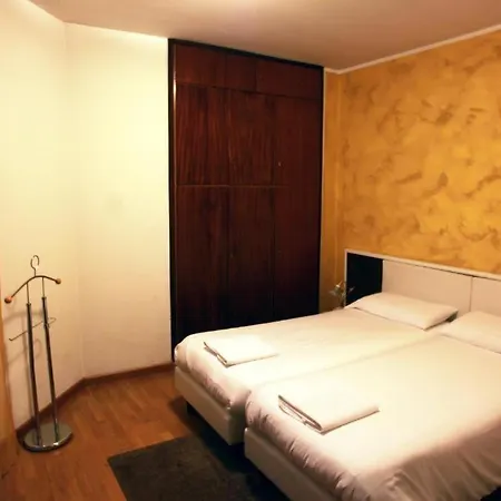 Apartment De La Tour - Tirano
