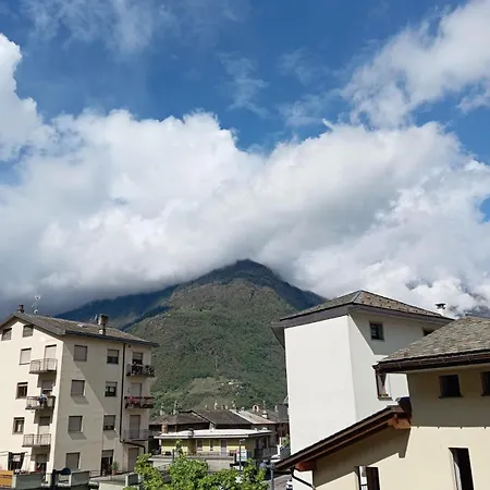 De La Tour - Tirano
