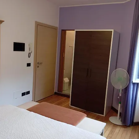 Apartment De La Tour - Tirano
